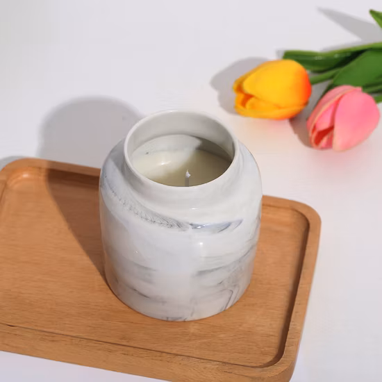 Fabricante chino de etiqueta privada Vela de regalo de vela de cera de soja de vidrio perfumada de 5 onzas para decoración del hogar